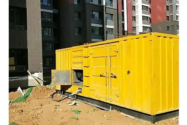泗水发电机租赁中燃油压力过低会对发动机的哪些部件造成损坏？